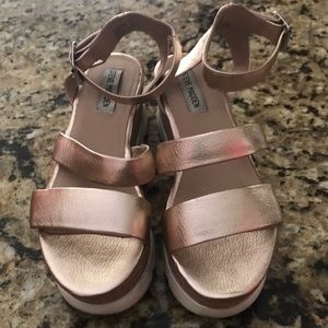 Steve Madden rose gold flatform shoe
